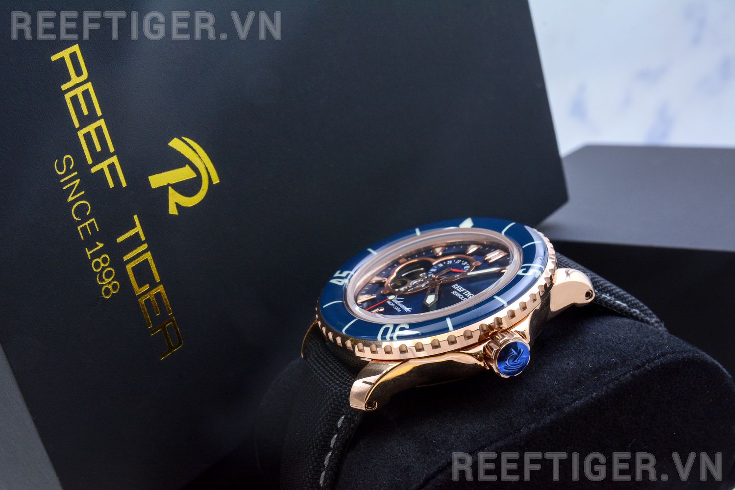 Đồng hồ Reef Tiger RGA3039-PLL