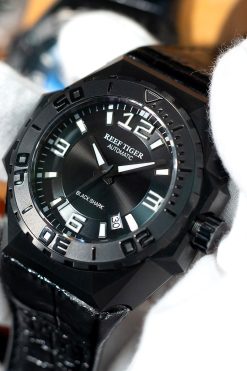 Đồng Hồ Reef Tiger RGA6903-BBB